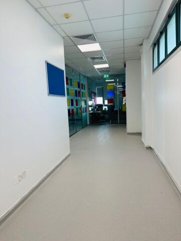 vinyl flooring al ain